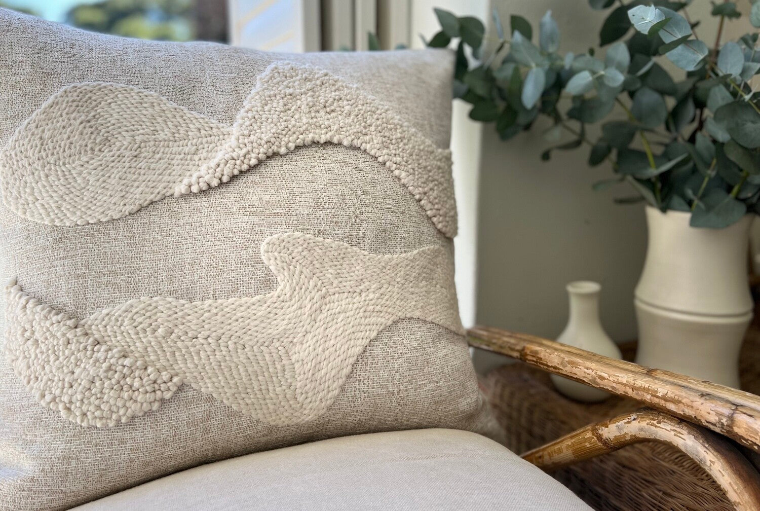 Scatter_Cushion_Punchneedle_Natural_Linen