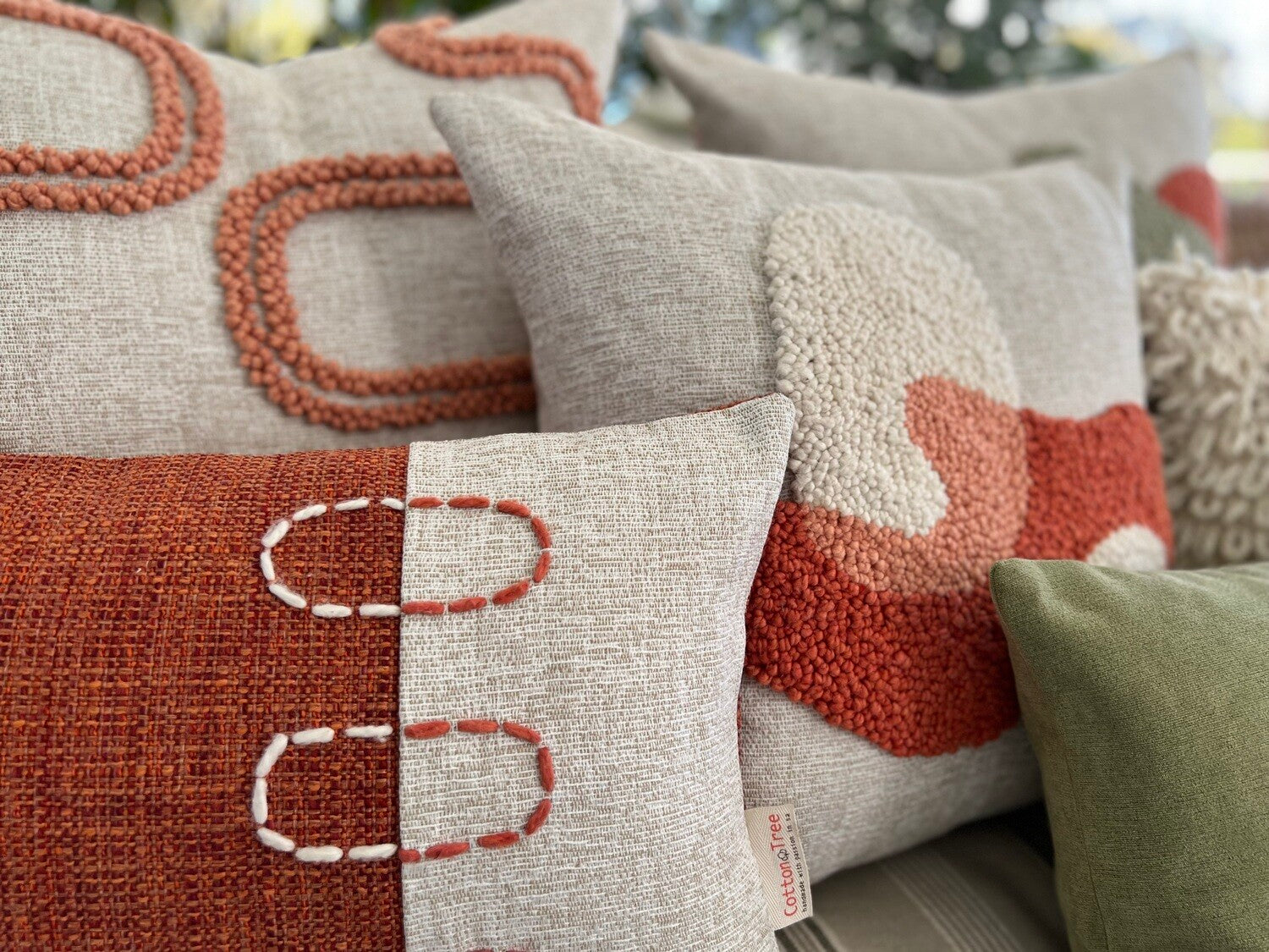 Scatter_Cushion_AutumStitchScatter_Cushion_Embroidered_Appilque_Punchneedle_African_Sage_Rust_Linen