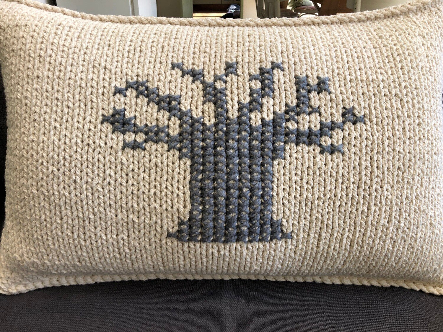 Scatter_Cushion_Knitted_African_Baobab_Charcoal_2