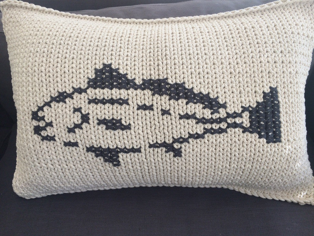 Scatter_Cushion_Knitted_African_Fish_Charcoal