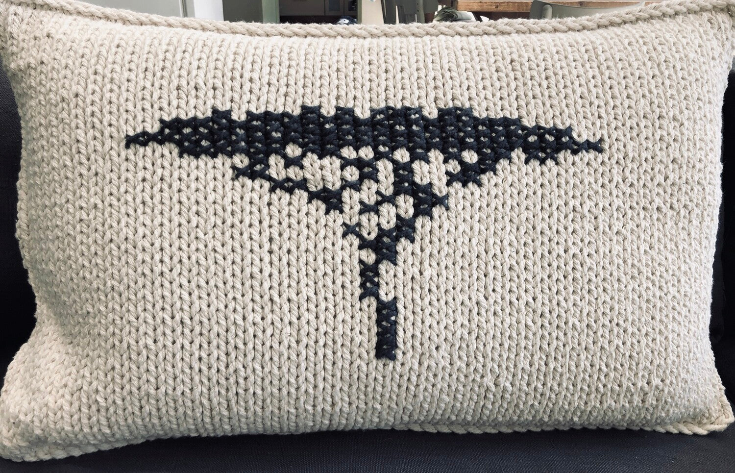 Scatter_Cushion_Knitted_African_Thorn_Tree_Charcoal