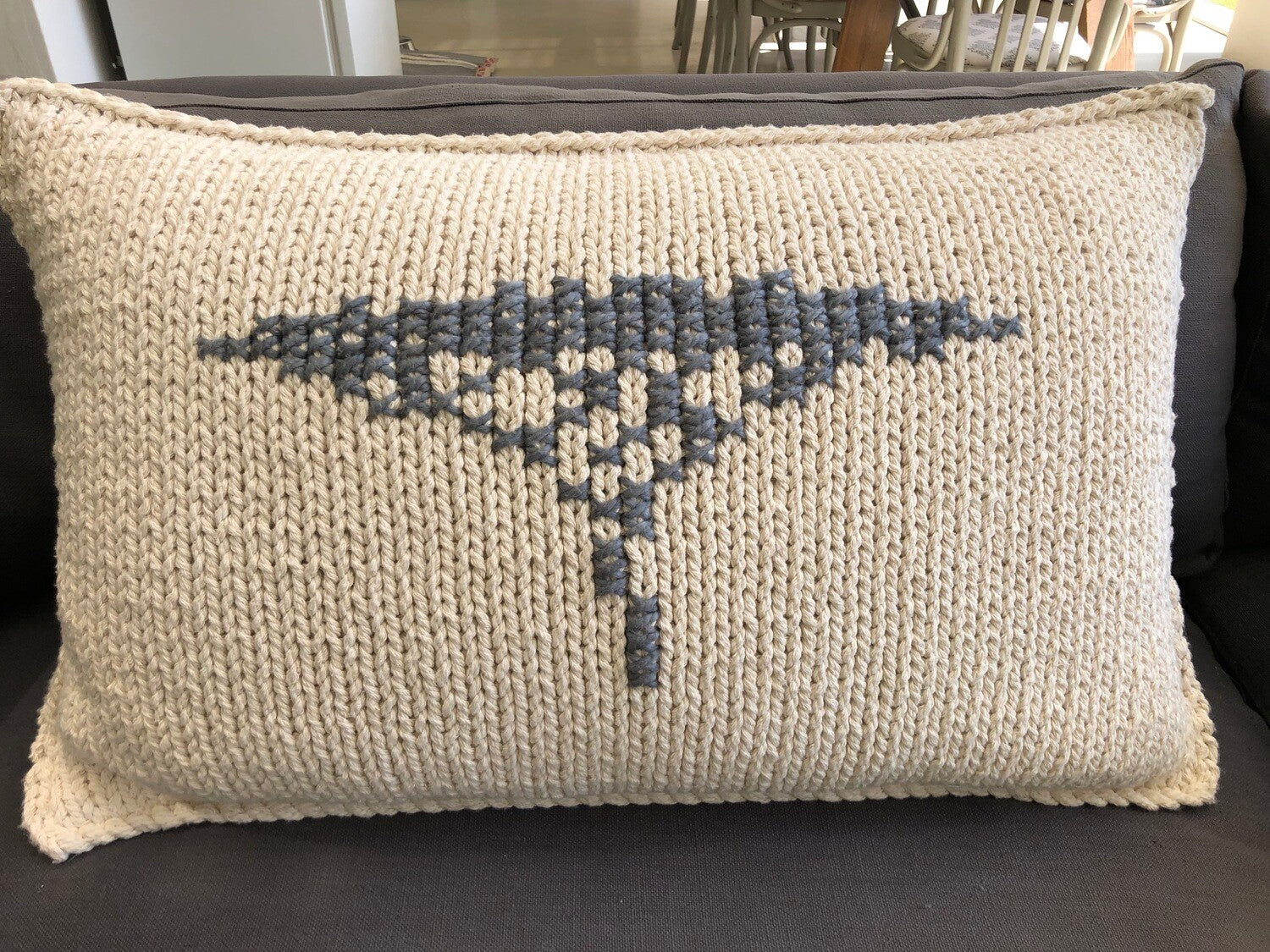 Scatter_Cushion_Knitted_African_Thorn_Tree_Grey