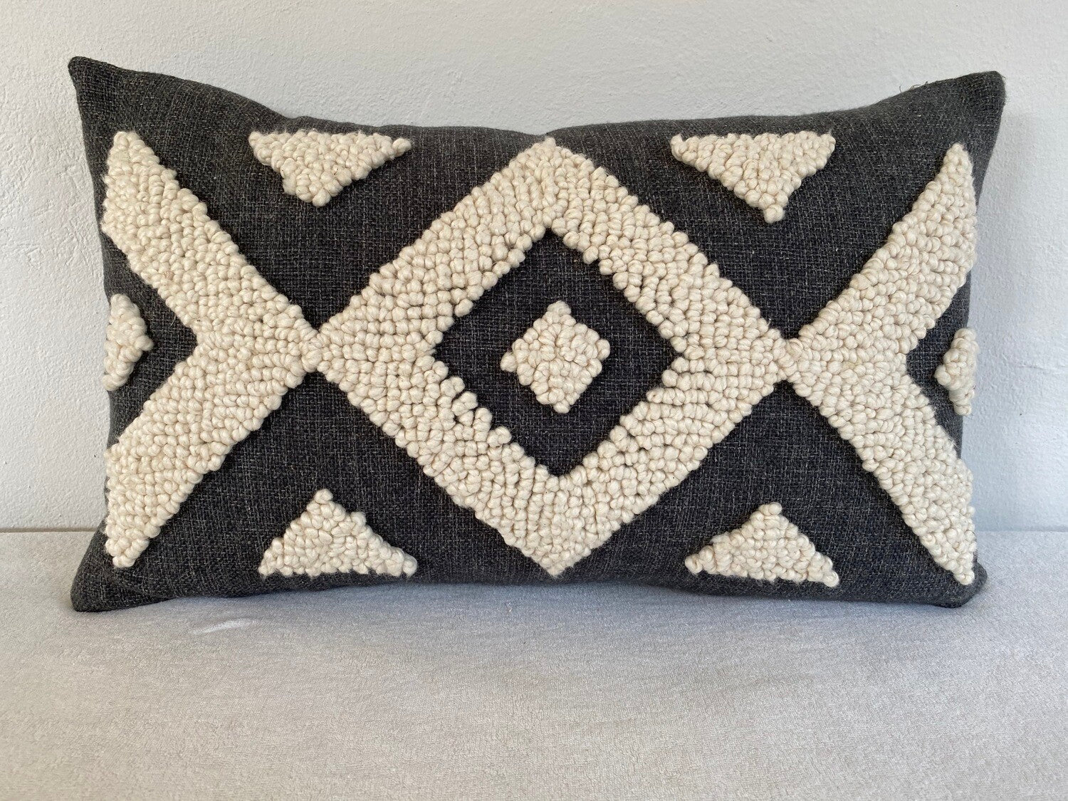 Scatter_Cushion_Punchneedle_African_Ndebele_Natural_Charcoal