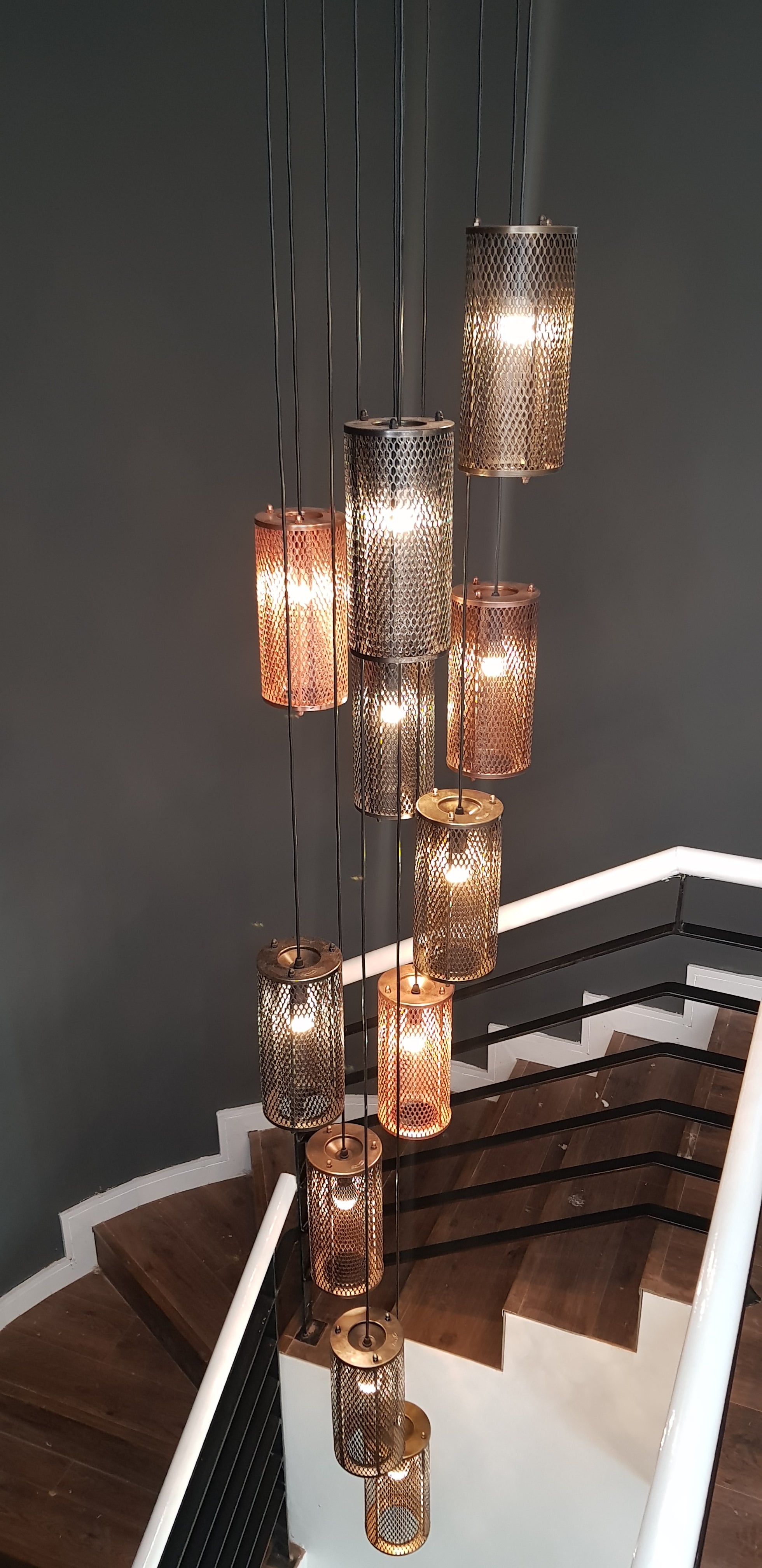 Lighting_Recycled_Truk_Pendant_Cluster_MixedMetallics