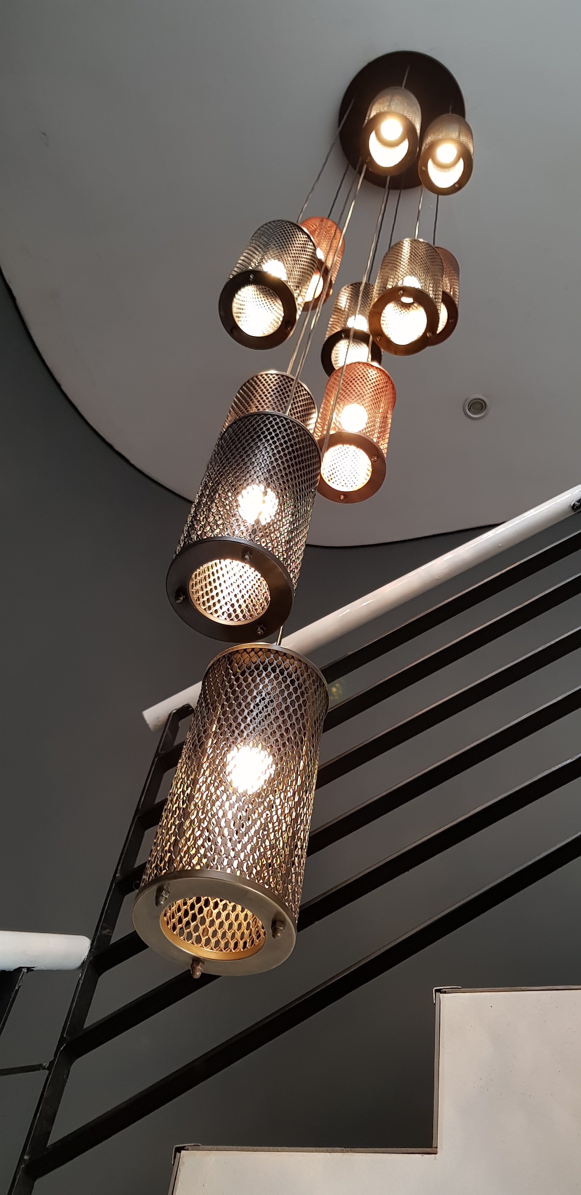 Lighting_Recycled_Truk_Pendant_Cluster_MixedMetallics