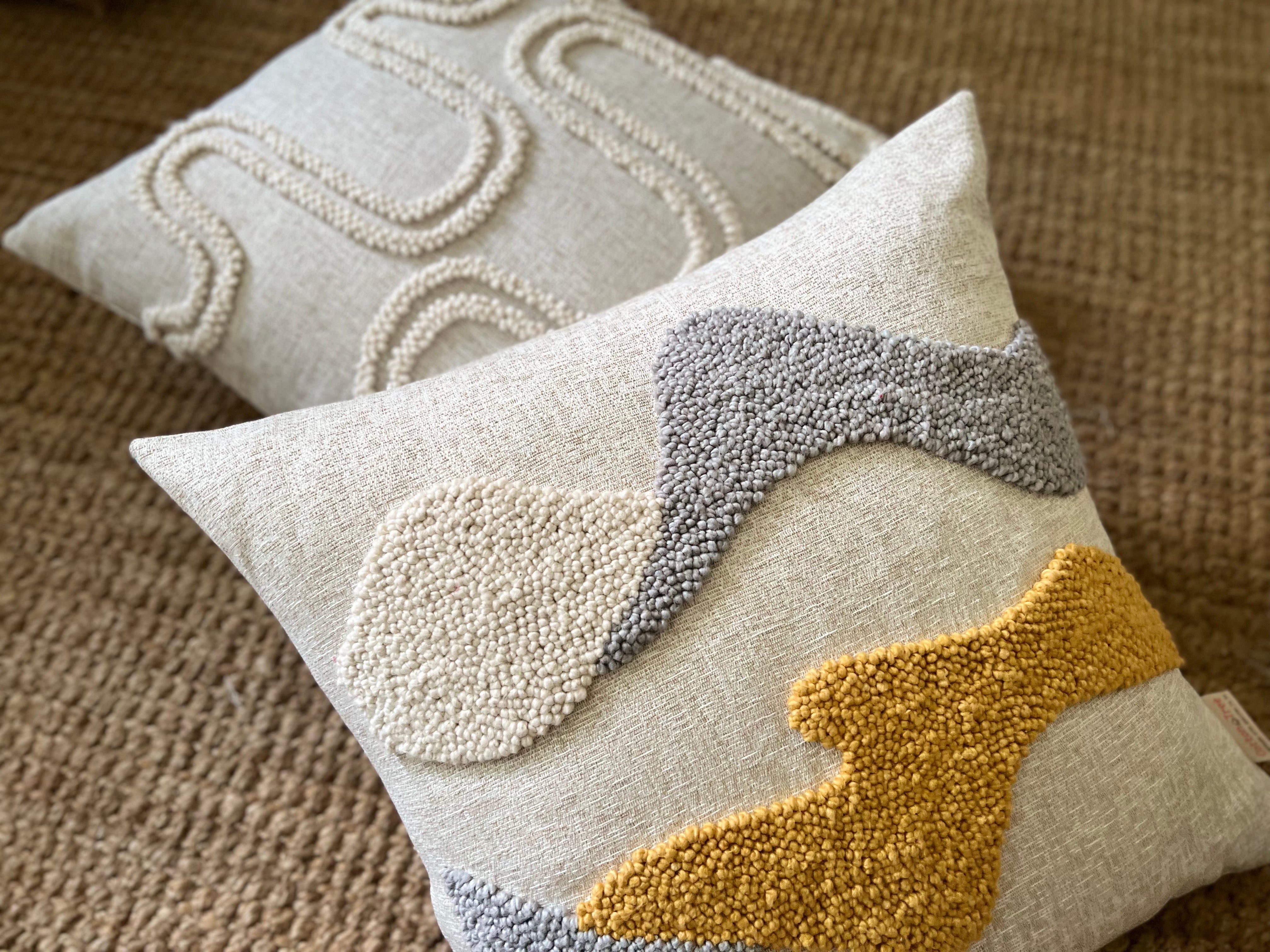 Scatter_Cushion_Punchneedle_Texture_Natural_Mustard_Grey