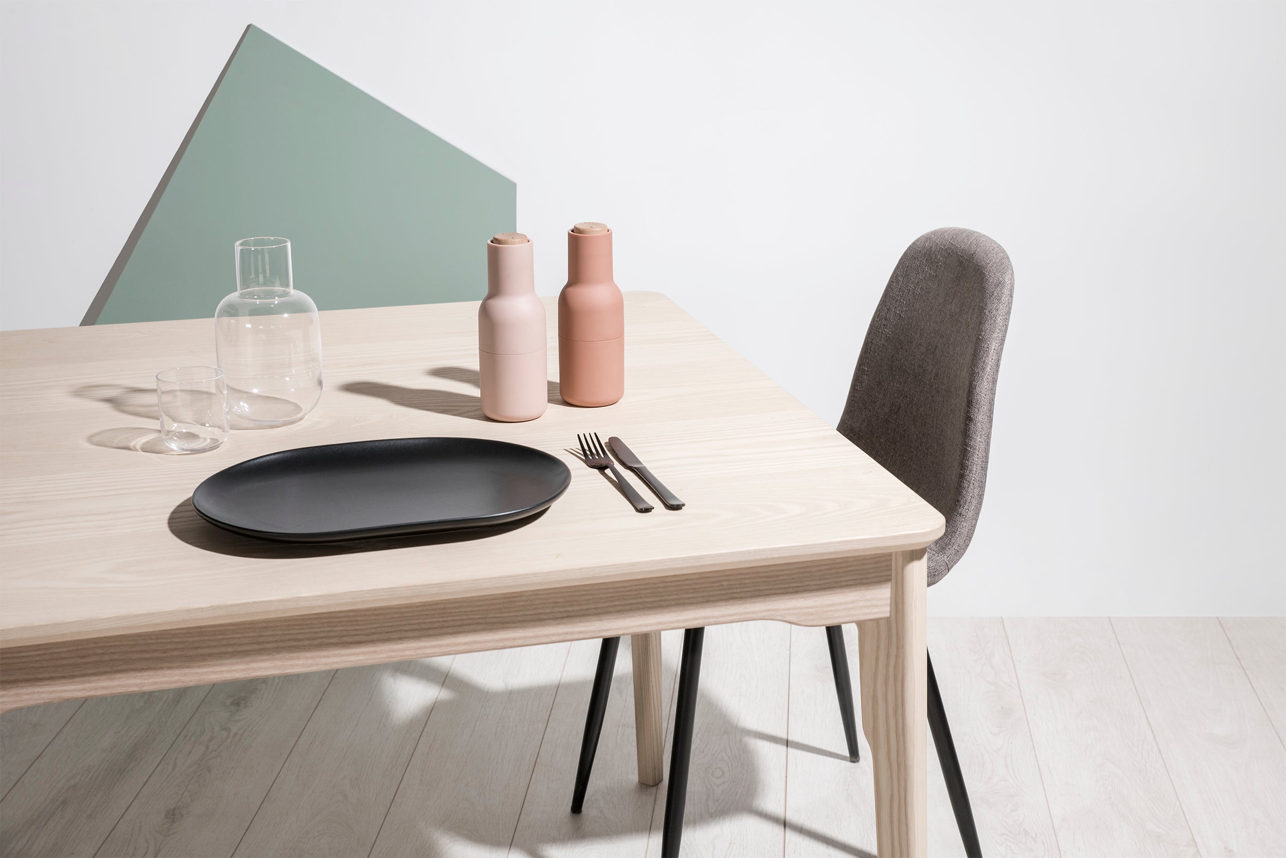 Klip Dining Table