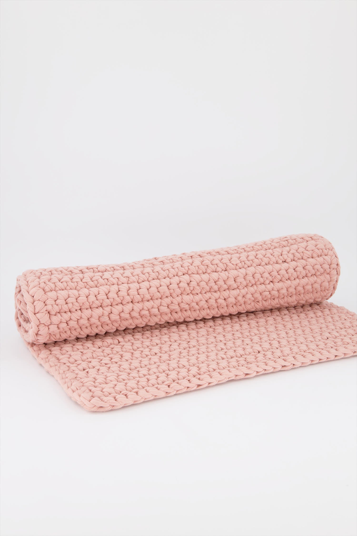 Bathmats_Crochet_Handmade_Empowerment_Pink